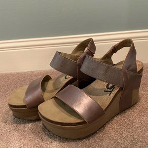 OTBT Bushnell Wedges - Pewter